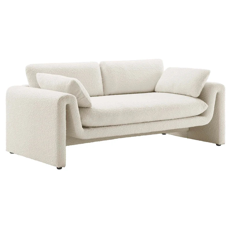 Sofa z buklé látky